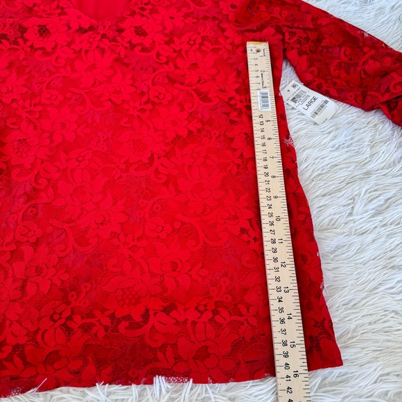 Charter Club Lace overlay blouse with 3/4 sleeves and cuff ties. Size Large - Picture 5 of 17